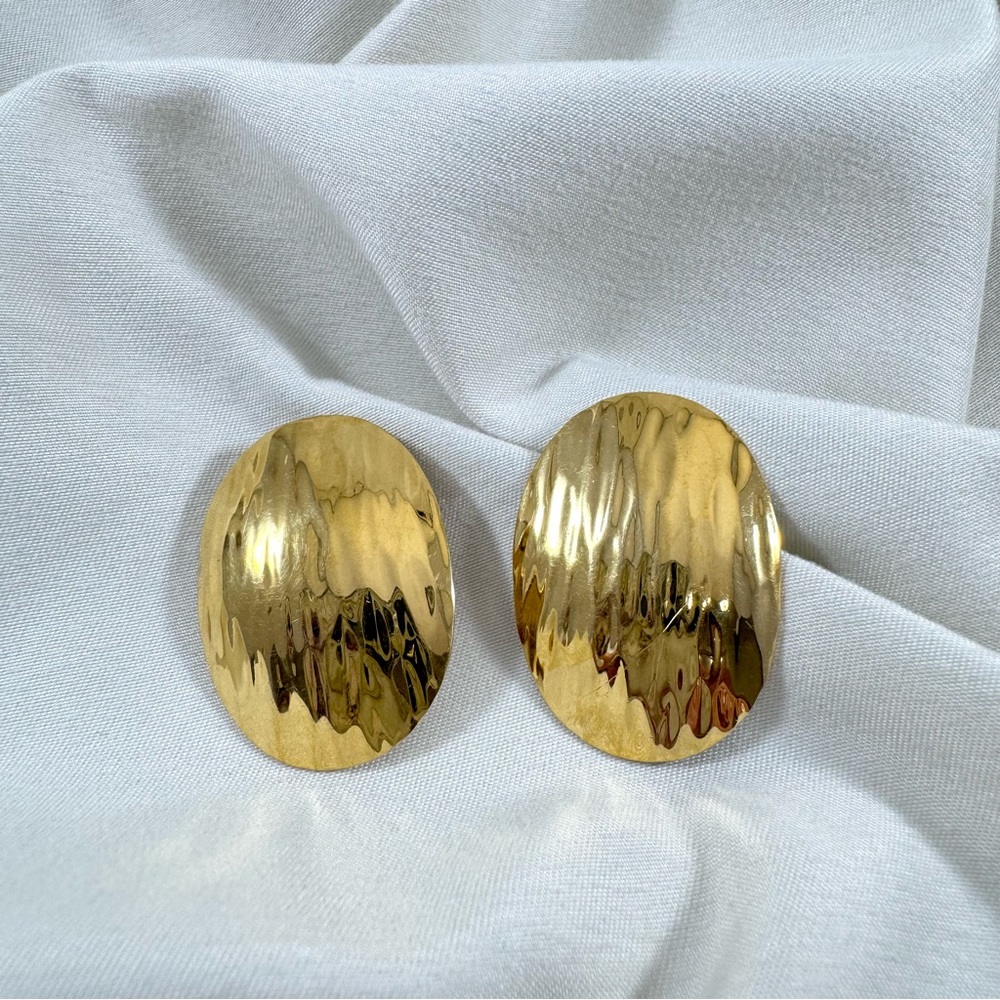 Vintage textured large gold tone earrings for pierced ears;excellent condition